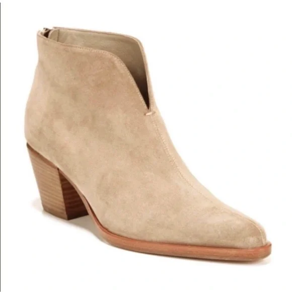 Vince Havana Notch Suede Ankle Bootie Neutral Tan Pointed Toe Zip 8.5 - Picture 1 of 6